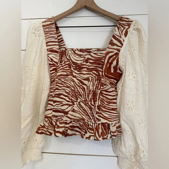 LOVE THE LABEL ANTHROPOLOGIE LOVE THE LABEL SMOCKED EYELET PUFF SLEEVE BLOUSE - Picture 10 of 12